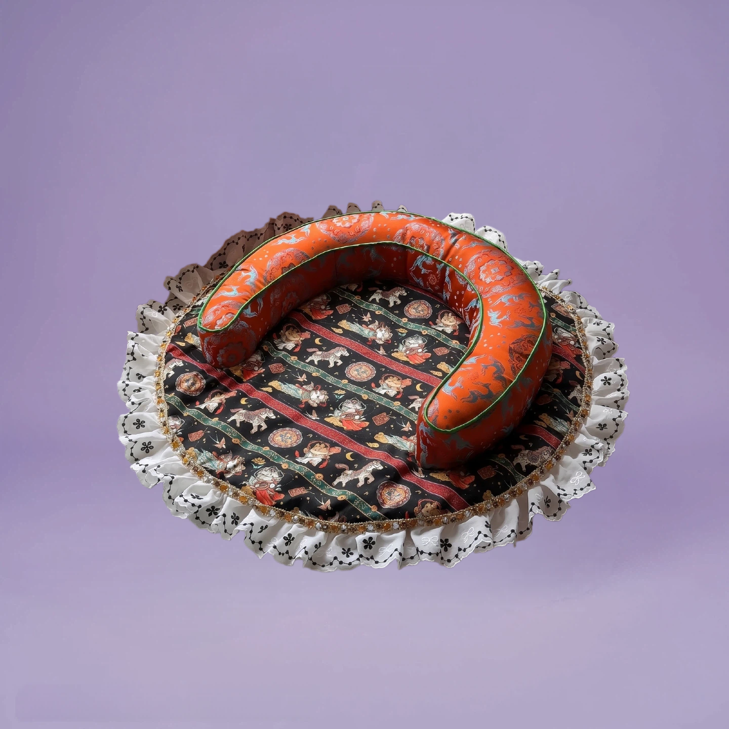 Crescent Pet Lounge Bed | PET ARTIST